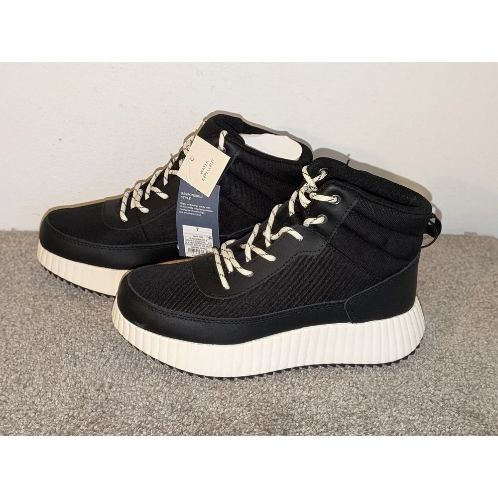 Universal Thread Black Water Repellent High Top‎ Sneaker Boots Size 9 NWT